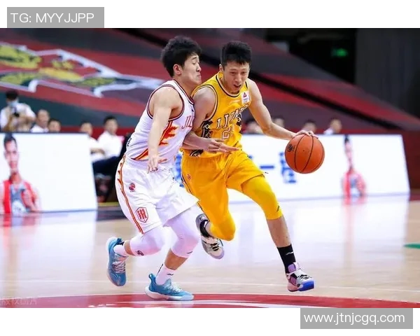 赛后复盘:广州篮球队与武汉篮球队默契配合的关键因素分析