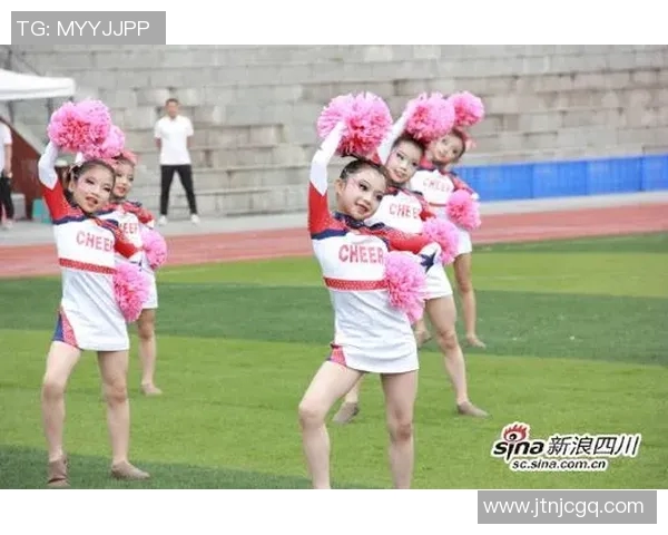 足球明星展现舞姿的精彩瞬间与动人魅力的完美结合