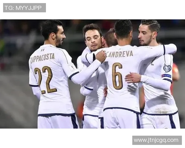 颠覆意大利足球明星的传奇人生与荣耀之路探索 颠覆意大利足球明星的传奇人生与荣耀之路探索